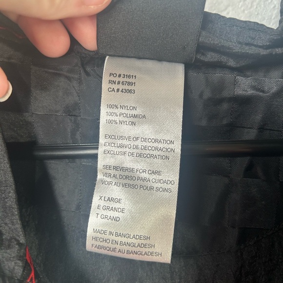 Vtg Umbro Windbreaker Half Zip Pullover With Zip In Hood Size XL - Picture 6 of 11